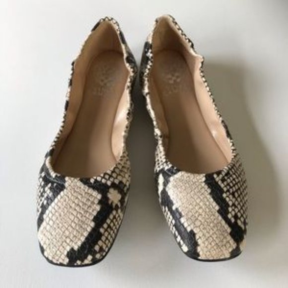 Vince Camuto Brindin Leather Ballet Flats - Picture 3 of 5